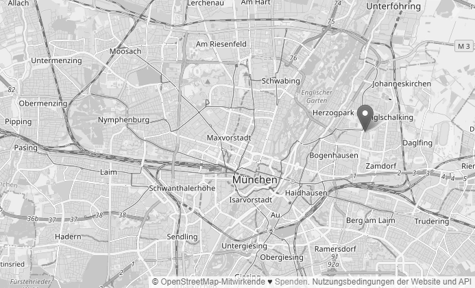 Ein Screenshot von openstreetmap.org, der eine Karte von München zeigt mit einer Markierung am Kanzleistandort.